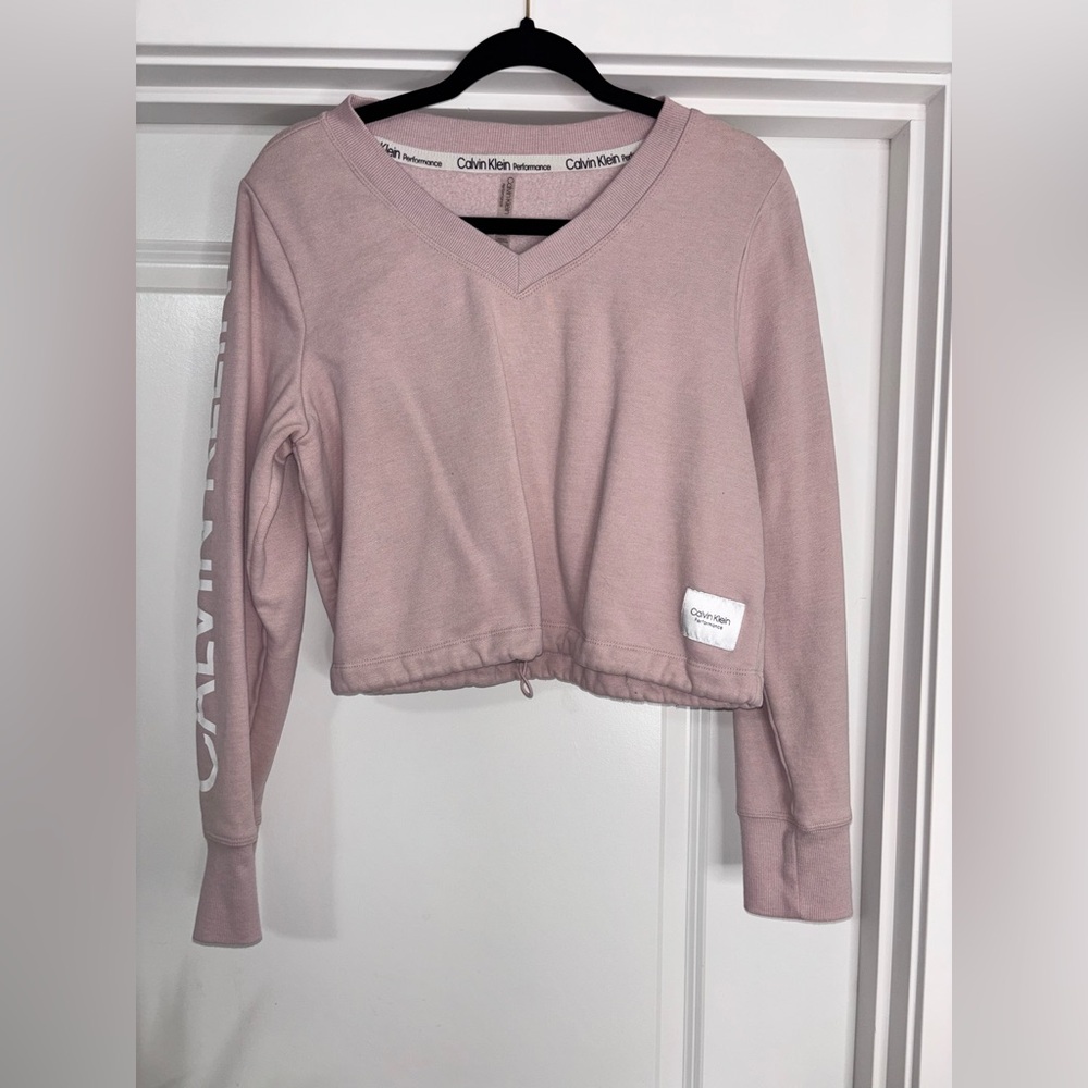 Calvin Klein Pink crop top sweater size M